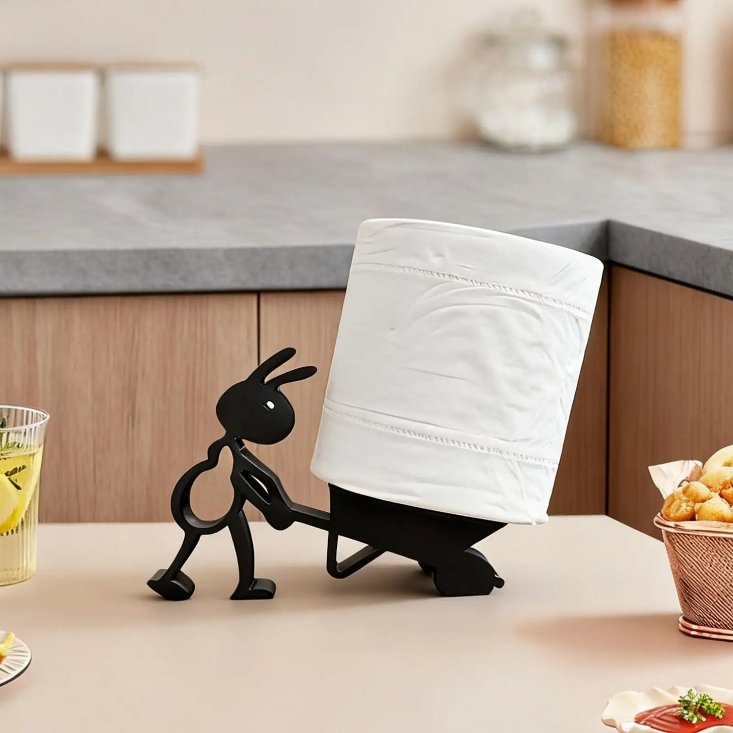 Ant-Shaped Toilet Paper Holder (Matte Black)