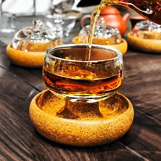 Nestify™ Heat-Resistant Crystal Glass Tea Cup – Japanese-Style Spinning Elegance